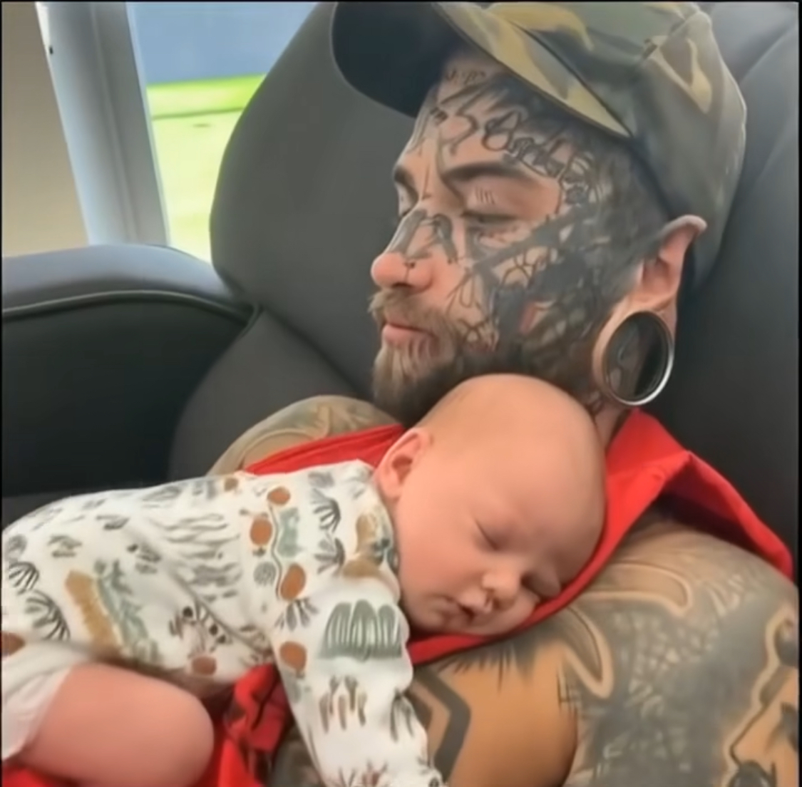 Dad removes full-body tattoos for sake of his young daughter