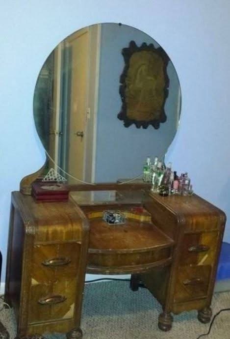 What to Do with a 1942 Vanity Table Instead of Tossing It