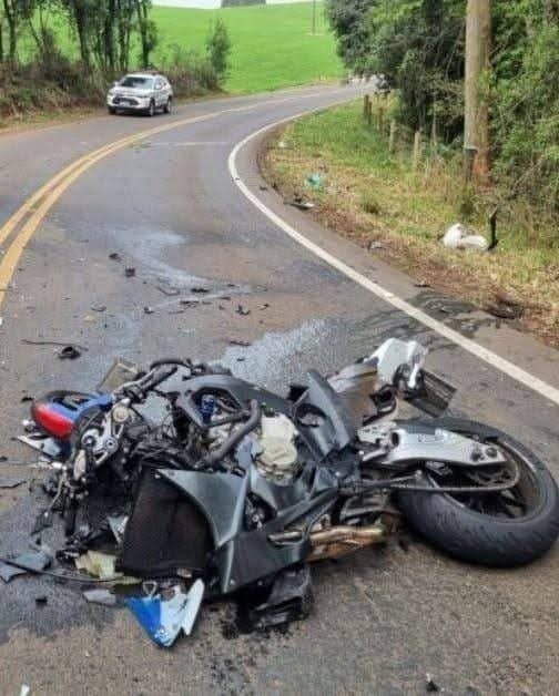 Much pain and sadness, the dear pi d!ed in a very serious accident…see more